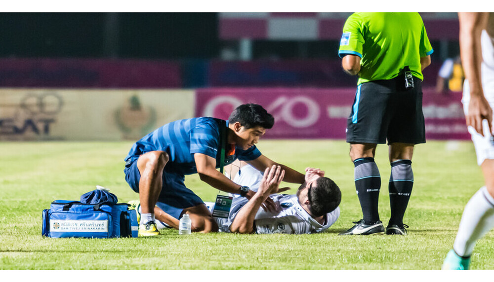 The Importance of Adequate First Aid For Your Sports Team main image